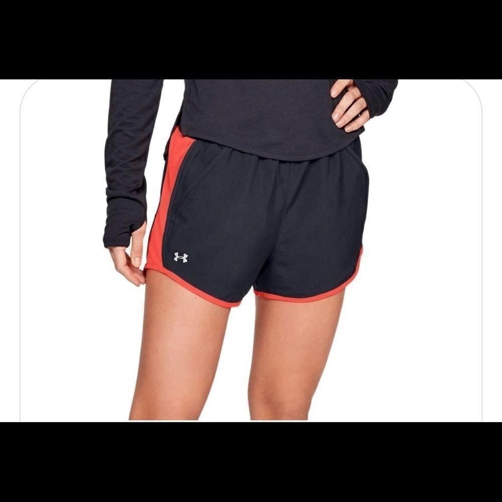 Under Armour fly by 2.0 shorts sz medium